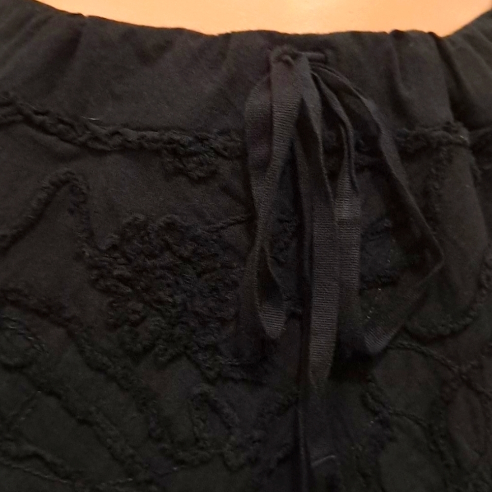 Max Studio Black Mini Skirt with Raised Floral Textured Design. Small - Picture 2 of 6